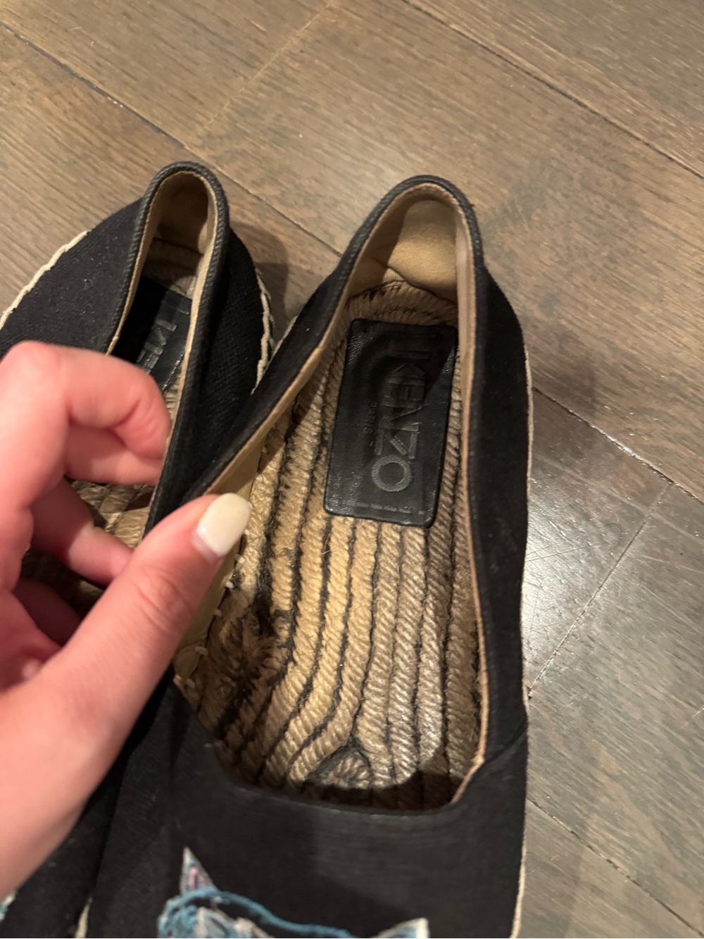 Kenzo Women Black Espadrilles with Blue & Pink Tiger Embroidery - Picture 3 of 4